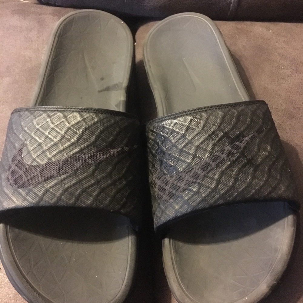Men’s Nike slides